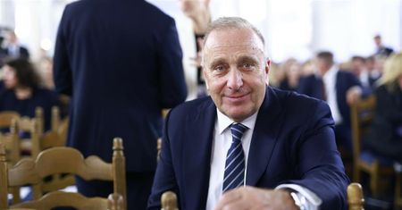 Nawrocki "zakładnikiem" PiS? Schetyna ostro o wecie prezydenta