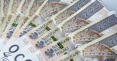 Polacy mają czas do 30 września. Potem 1200 zł przepadnie