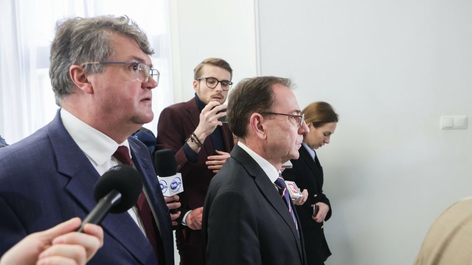Maciej W?sik i Mariusz Kami?ski nt. wyroku skazujacego ich w aferze gruntowej
20.12.2023 Warszawa posiedzenie Sejmu X kadencji, Fot. Tomasz Jastrzebowski/REPORTER
N/z: Maciej Wasik, Mariusz Kaminski
Tomasz Jastrzebowski/REPORTER