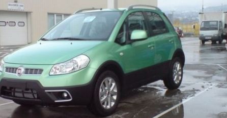 Fiat Sedici crossover przyłapany!