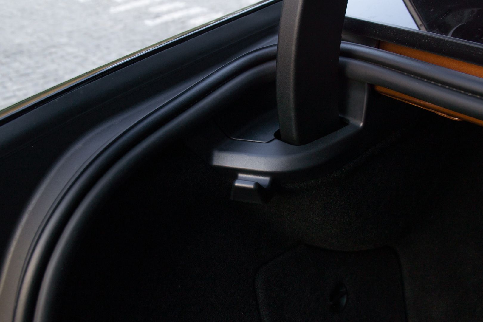 BMW i7 M70