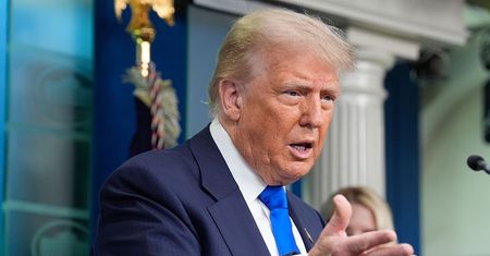 "Trump niszczy amerykański wywiad". Szokujące doniesienia