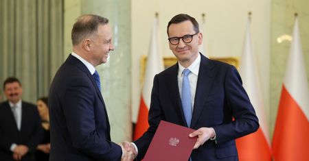 Duda pomoże PiS? "Morawiecki bardzo chce się tego podjąć"
