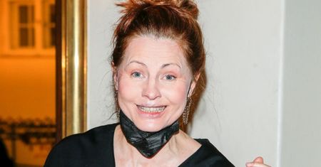 Naturalna Ewa Skibińska chwali się córką podczas relaksu w jacuzzi. Helena zapozowała topless (FOTO)