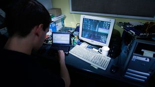 Bydgoszcz: Na urzędy spada fala ataków komputerowych. Liczby idą w tysiące