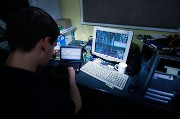 Bydgoszcz: Na urzędy spada fala ataków komputerowych. Liczby idą w tysiące