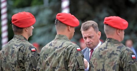 Rośnie napięcie w MON. Posunęli się aż do protestu