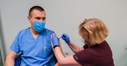 Koronawirus. Obowiązkowe szczepienia medyków? Rada przy premierze zdecydowała