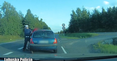 Kompletnie pijany pędził trasą S3. "Od barierki do barierki". Jest nagranie