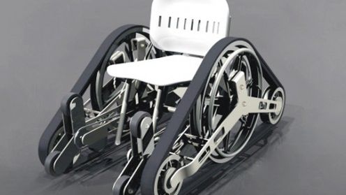 Wózek inwalidzki niczym czołg podczas Blitzkriegu 1