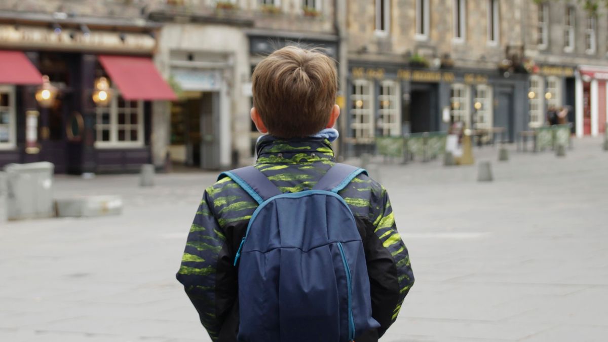 Pozostawienie dziecka bez opieki może skończyć się nałożeniem grzywny