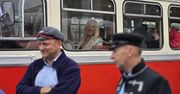 Poznań świętował 100-lecie komunikacji autobusowej wielką paradą pojazdów