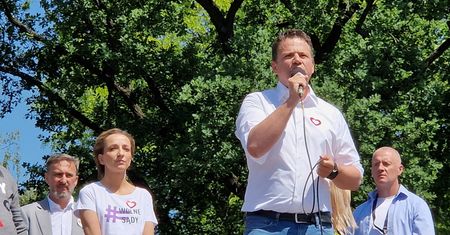 Trzaskowski skopiował Wałęsę. Nieoczekiwane słynne słowa