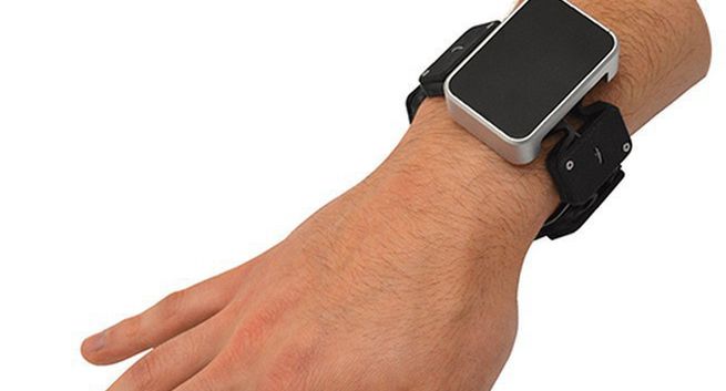 Facebook szykuje Tasbi, opaskę na rękę do obsługi środowiska VR