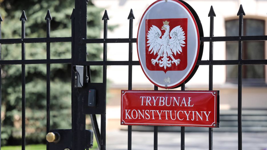 Trybunał Konstytucyjny nie zbada konstytucyjności prawa unijnego. Sprawa odroczona