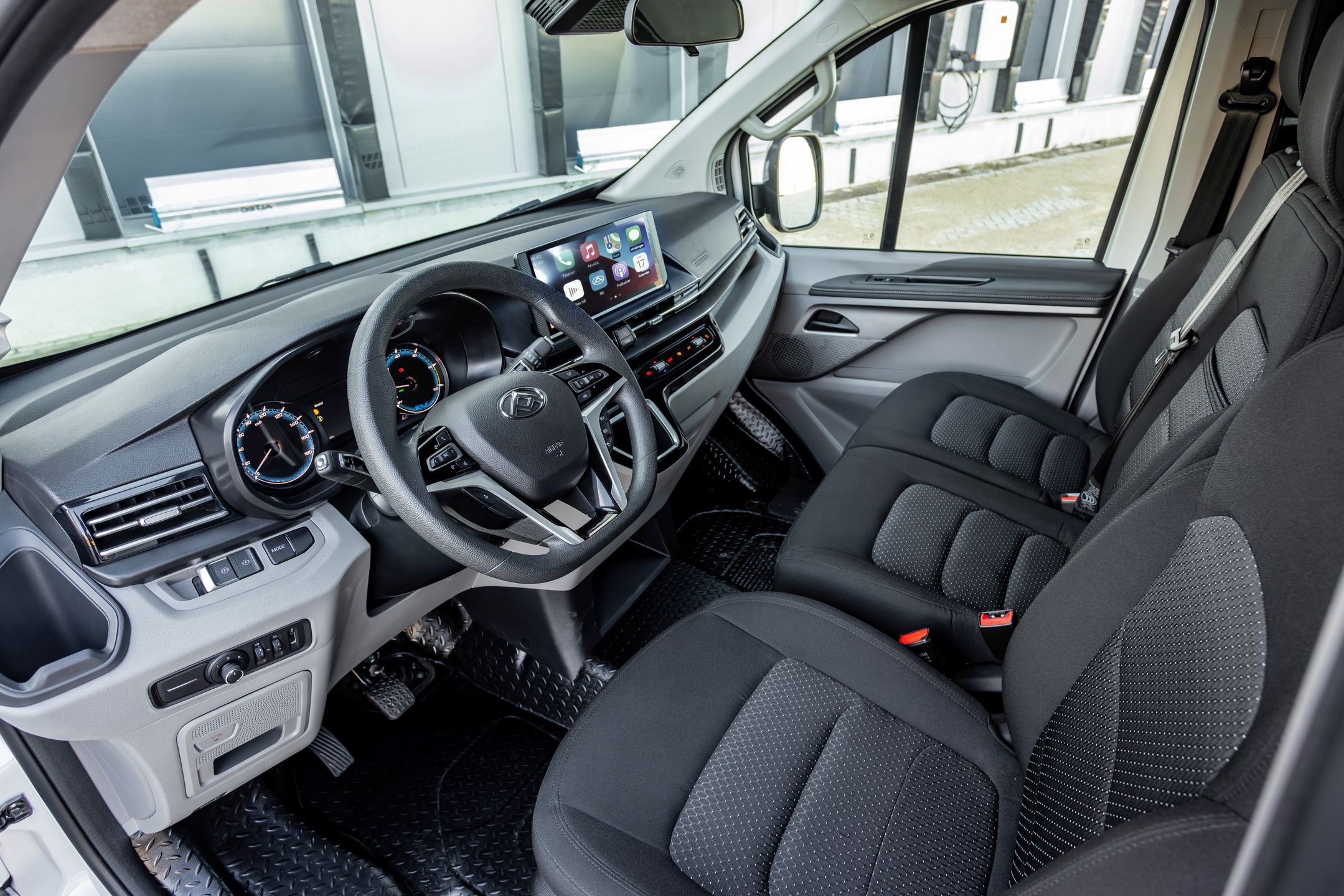 Maxus e-Deliver 7