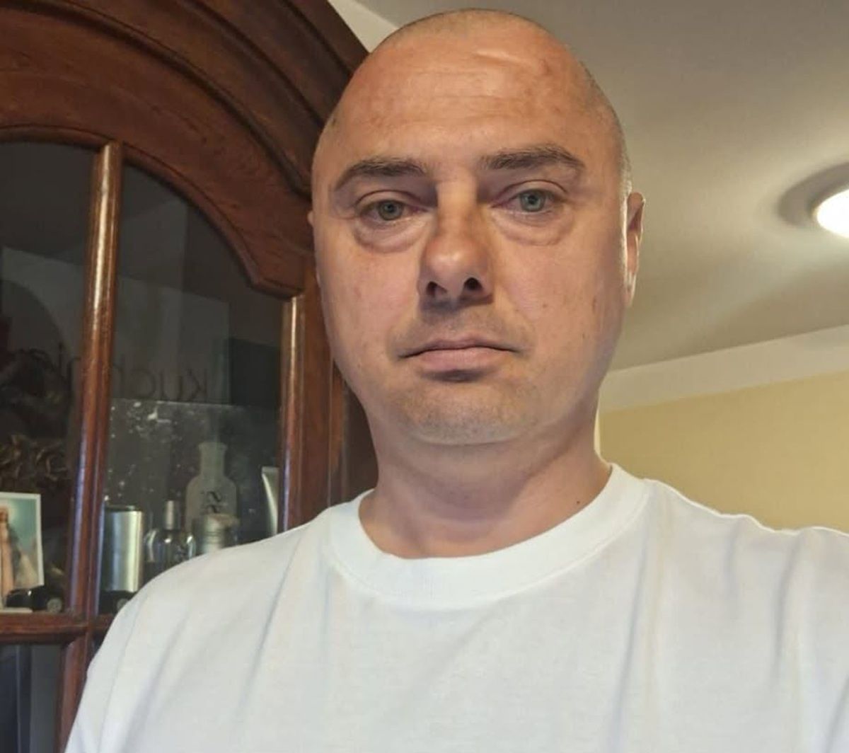 Zaginął Janusz Jędrychowski. Policja publikuje wizerunek