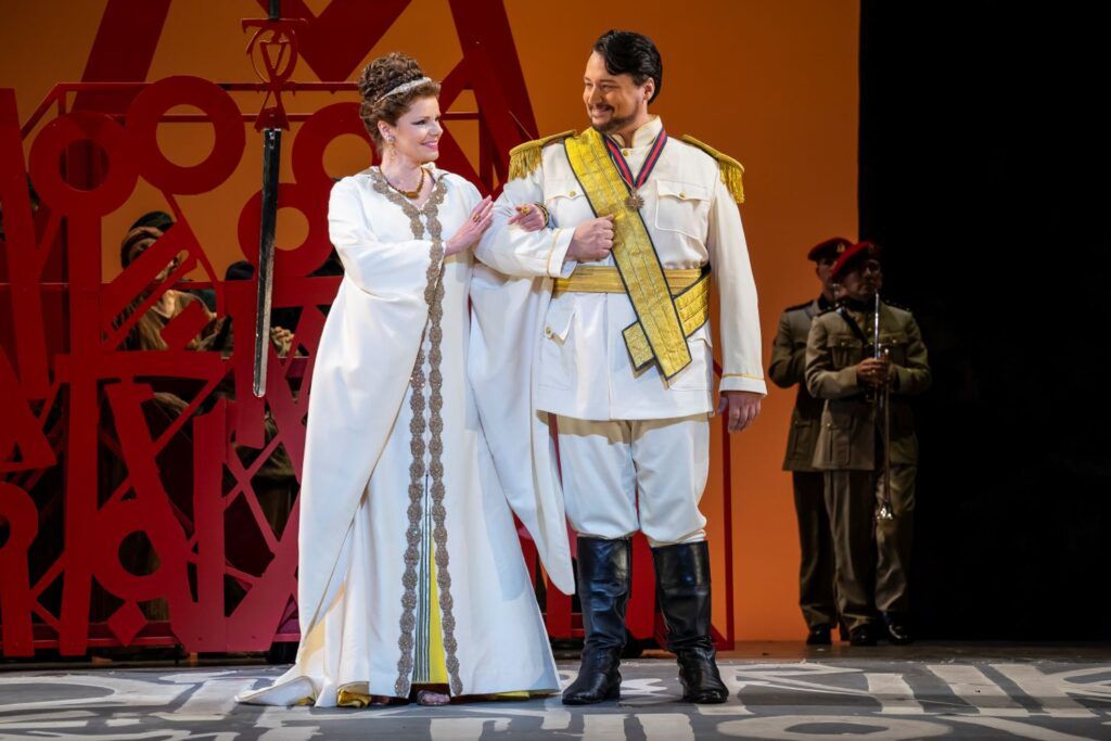 Agnieszka Rehlis (Amneris) i Robert Watson (Radamès) © Scott Suchman