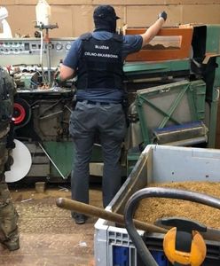 Wrocław. Zlikwidowano arsenał, fabrykę papierosów, krajalnię oraz magazyny. Straty Skarbu Państwa warte 4 mln zł