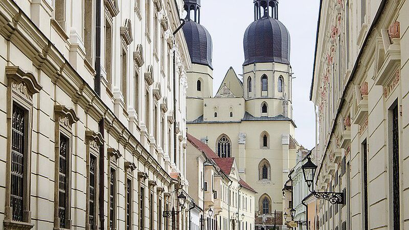 Architektura sakralna Trnavy urzeka 