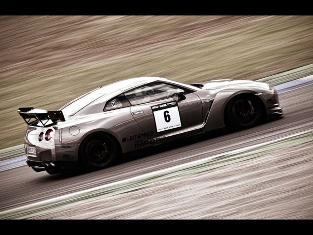 800-konna Godzilla - Importracing GT-R GT800 (2011)