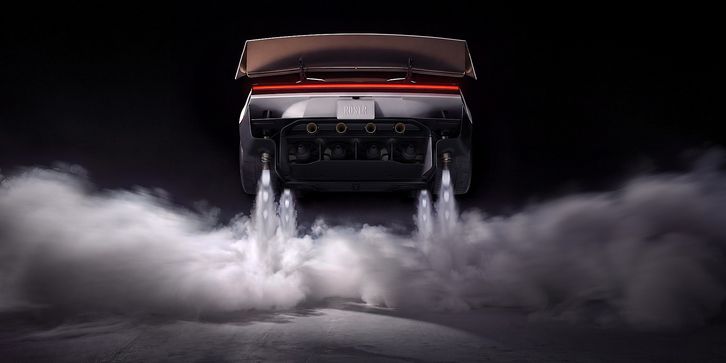 Tesla Roadster oficjalnie. Robi setkę w mniej niż sekundę i lata