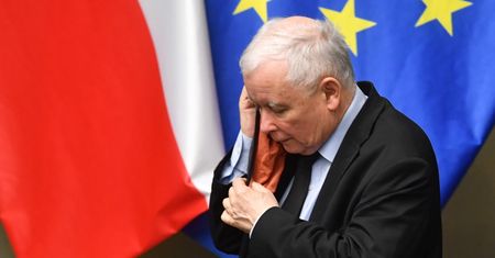 Wrzawa po słowach Kaczyńskiego o jego telefonie. Poseł ma teorię