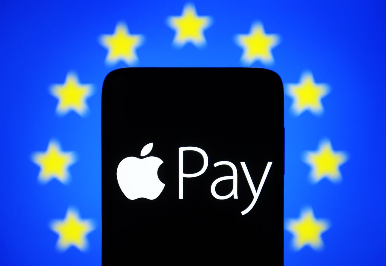Apple Pay is one of the services that found itself in the crosshairs of the European Commission (Pavlo Gonchar/SOPA Images/LightRocket via Getty Images)