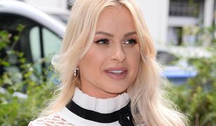 Paula Tumala karmi dzieci w maseczce. "Nie wierzę, że w domu nosisz maskę"