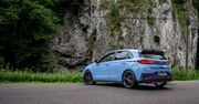 Test: Hyundai i30 N po liftingu - czy z automatem jest tak samo dobry, jak z ręczną skrzynią?