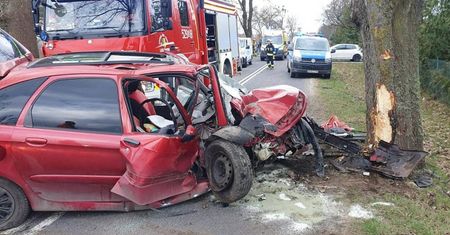 Poważny wypadek w pomorskim. Dwoje dzieci w szpitalu