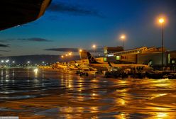 Awaryjne lądowanie na Okęciu. Zadymienie na pokładzie