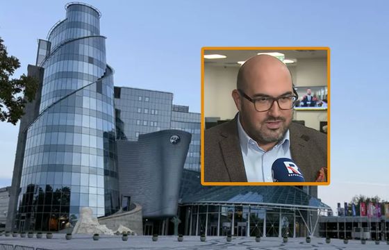 Prokuratura przesłuchuje pracowników TVP. W tle umowy za rządów PiS
