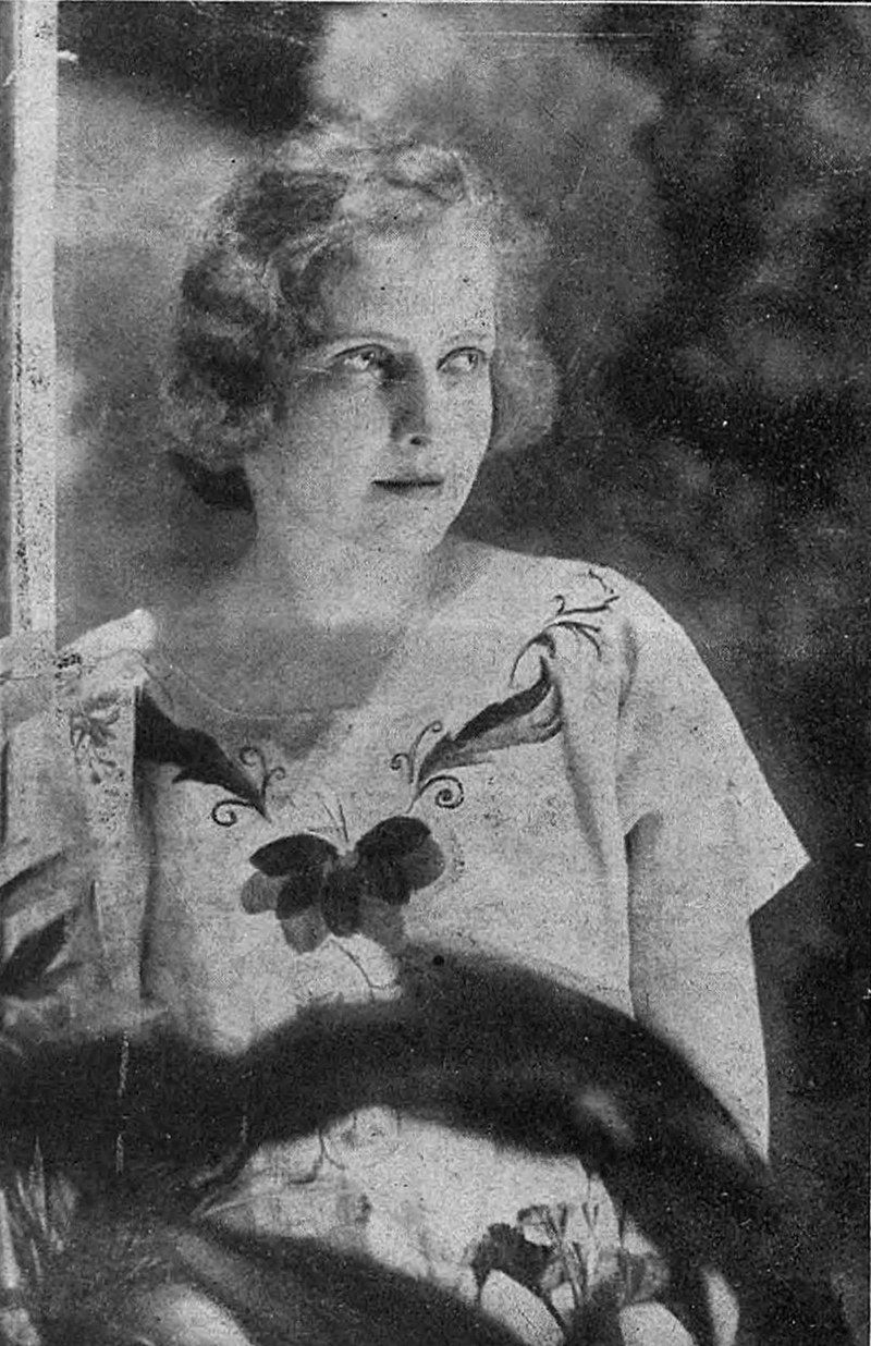J. Malarski - "Nowości Illustrowane" 10/1925