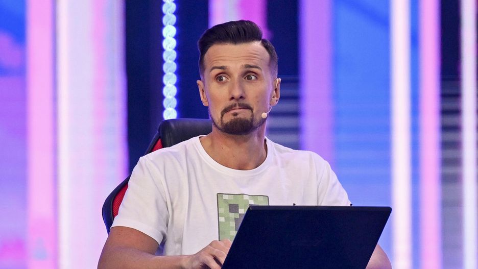 Marcin Szczurkiewicz z Kabaretu Skeczów Męczących o tym, z czego śmieją się Polacy