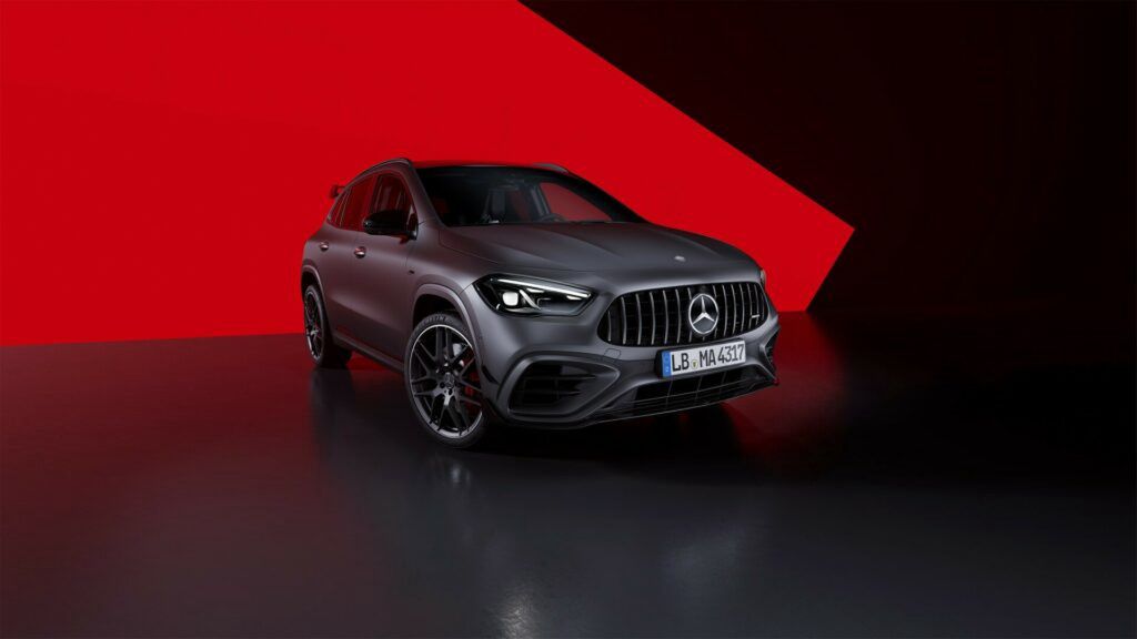 Mercedes odświeżył GLA 45 AMG. Moc wciąż robi wrażenie