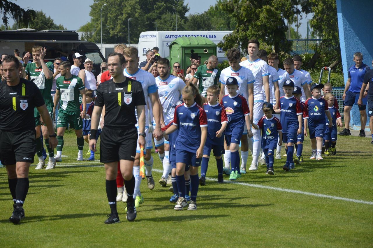 Blisko tysiąc kibiców Błękitnych Stargard na finale plus mała grupa z Grudziądza
