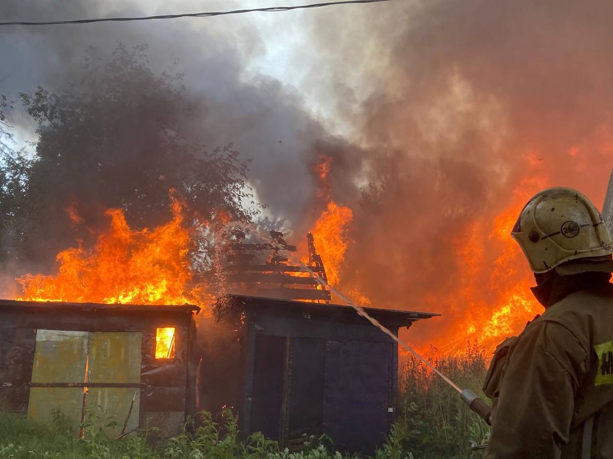 Pożar pod Moskwą. Płonie kilka domów