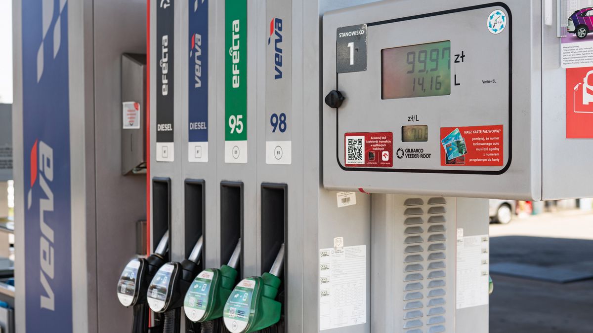 Trzy paliwa drożeją, a tylko jedno tanieje