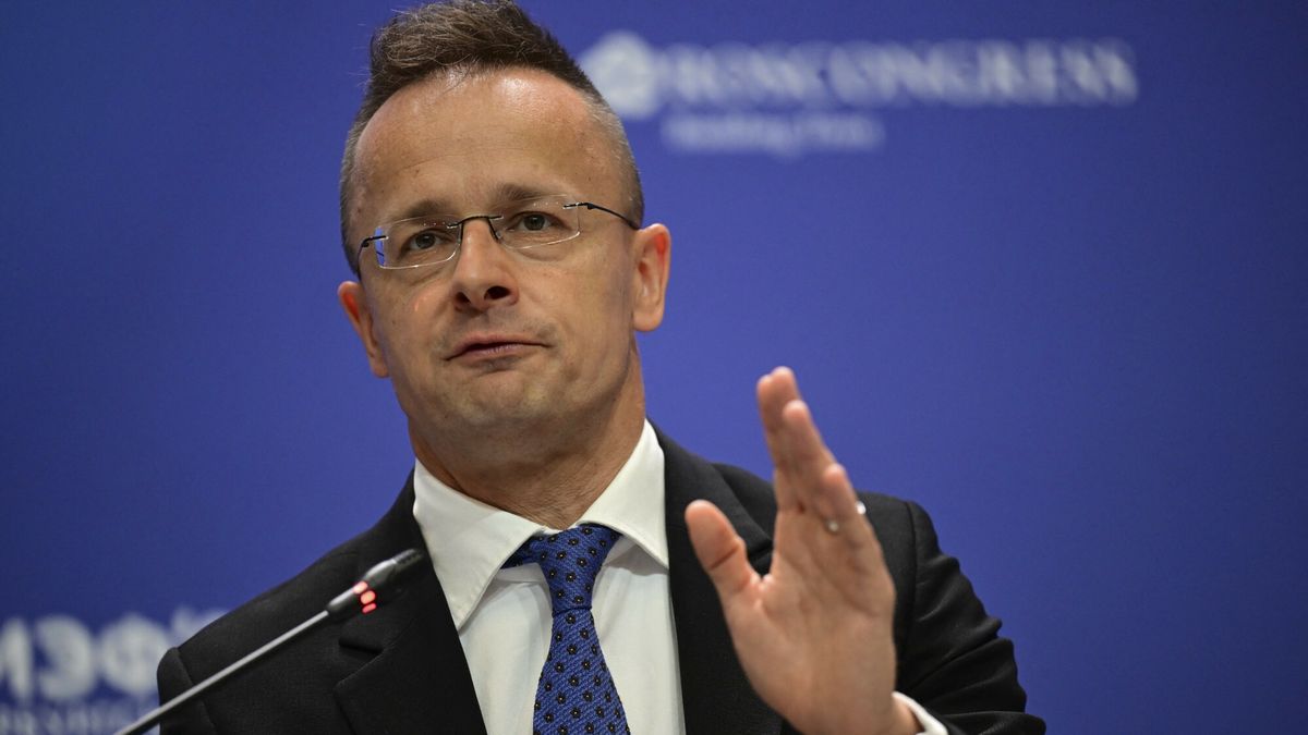 Temporary
ST.PETERSBURG, RUSSIA - JUNE 06: Hungarian Foreign and Trade Minister Peter Szijjarto speaks during the session held as part of the St. Petersburg International Economic Forum (SPIEF) in Saint Petersburg, Russia on June 06, 2024. Sefa Karacan / Anadolu/ABACAPRESS.COM
AA/ABACA