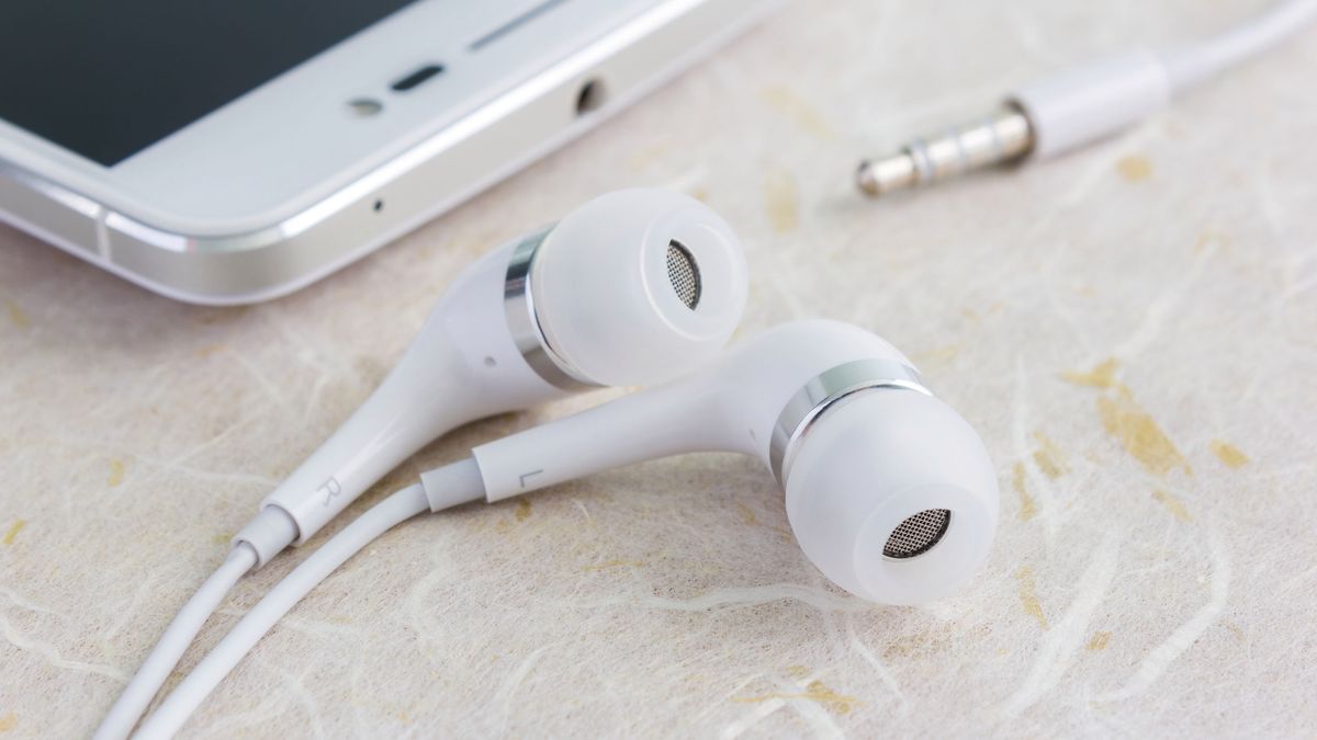 Możesz się już zacząć żegnać z gniazdem słuchawkowym w Twoim smartfonie 1