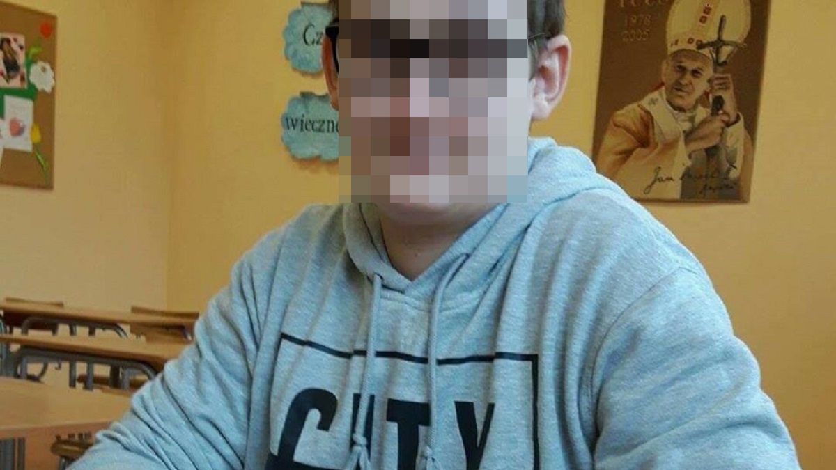 17-latek miał ropień śródczaszkowy. Przez 10 godzin wożono go od jednego szpitala do drugiego. Chłopak zmarł. 