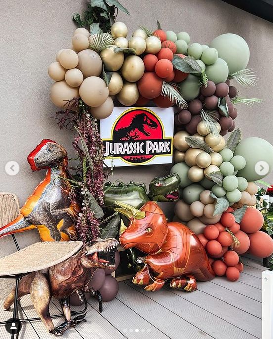 Patrycja Sołtysik pokazała urodziny synka w stylu "Jurassic Park"
