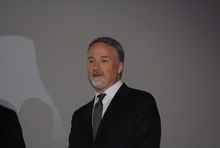 Finched współpracował z Netflixem od 2013 roku