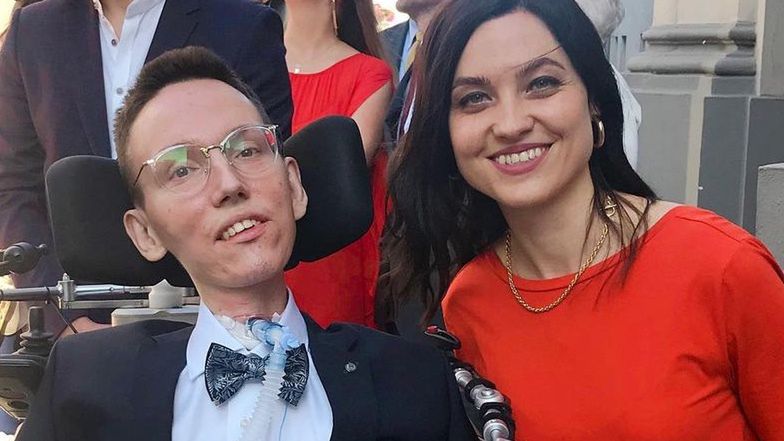 Wojtek Sawicki zaręczył się