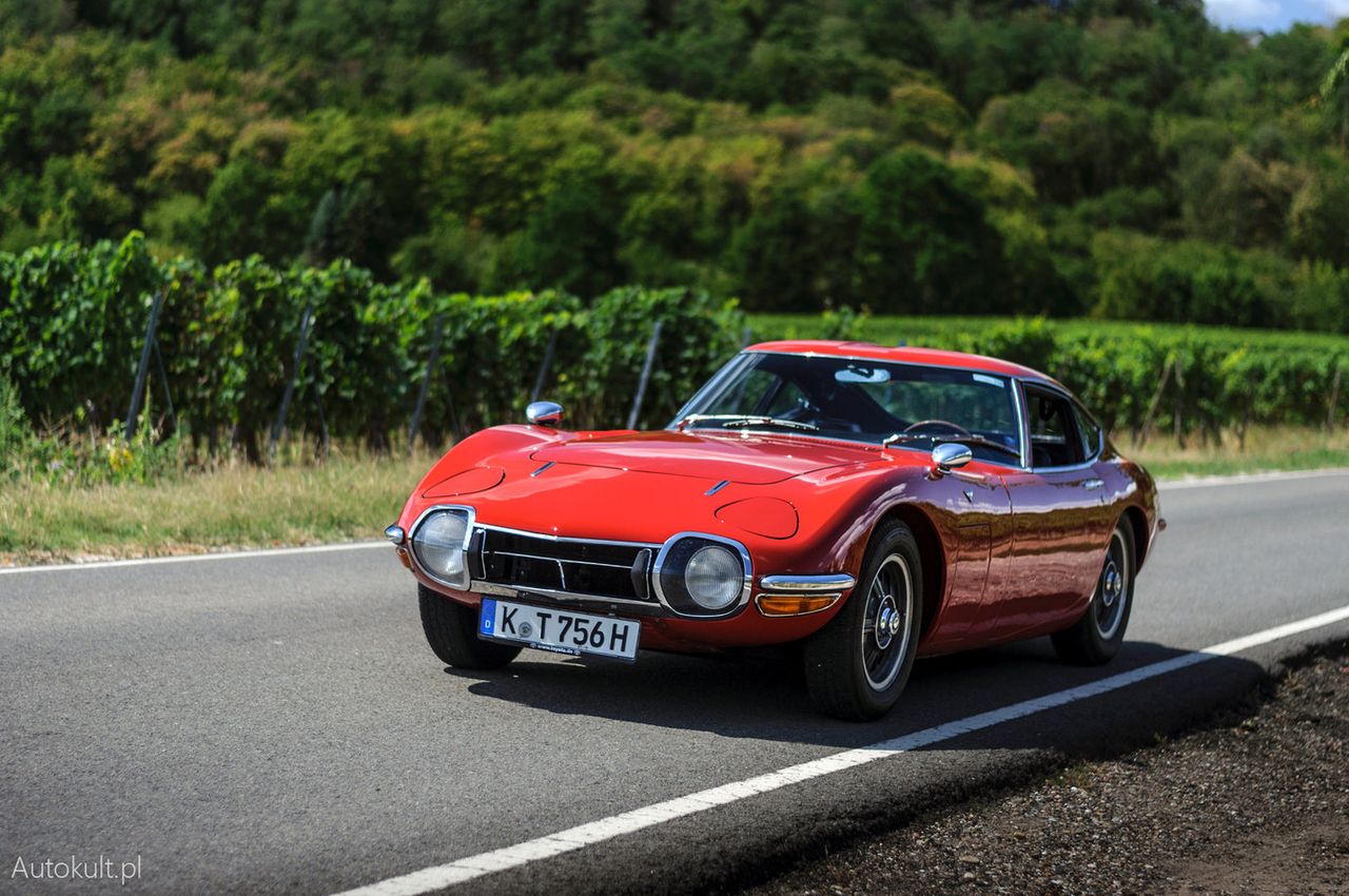 Toyota 2000GT