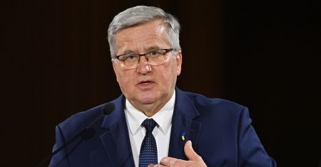 Emerytura Bronisława Komorowskiego. Skarży się, że musi dorabiać