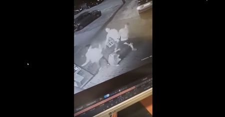 Radom. Pobicie przed sklepem. Najnowsze informacje