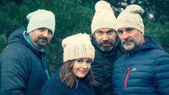 Kabaret Hrabi ZAWIESZA działalność przez chorobę nowotworową Joanny Kołaczkowskiej: "Aśka jest sercem tej czwórki"