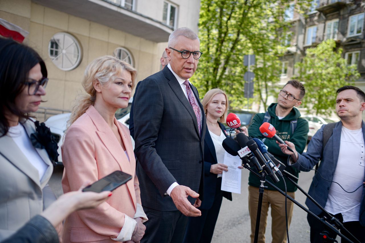 Morawiecki i Ziobro mogą odpowiedzieć za blokadę środków z KPO. Jest zawiadomienie do prokuratury